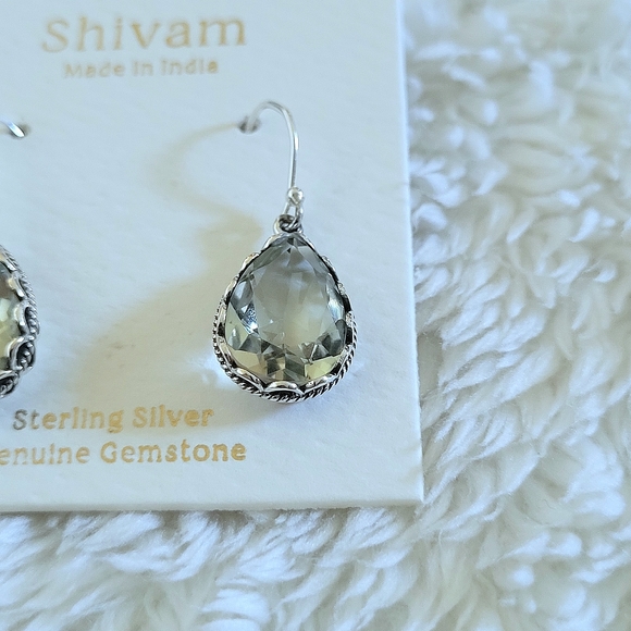 Shivam Green💚 Amethyst Teardrop💧Earrings - Picture 9 of 16